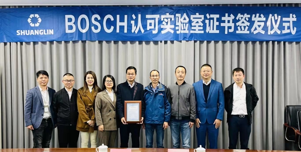 adad81ad027947cea2e83b77a981c889